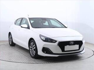 Hyundai i30 Trikolor 1.4 T-GDI, Serv.kniha