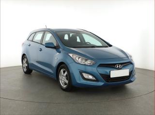 Hyundai i30 1.6 MPI, Serv.kniha, Tempomat