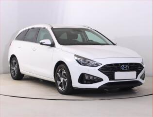 Hyundai i30 Family 1.6 CRDi, Automat