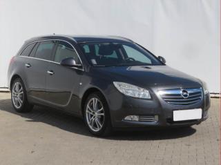 Opel Insignia Cosmo 2.0 CDTI, po STK