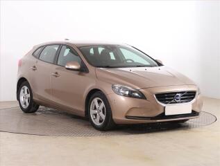 Volvo V40 1.6 D2, Automat, Tempomat