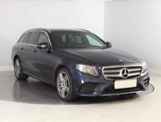 Mercedes-Benz E 220 d 4MATIC, Pvod R
