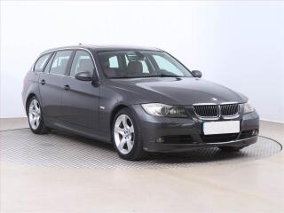BMW 325 i, Xenony, Park.�senzory