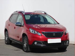 Peugeot 2008 1.2 PureTech, Navi, Tempomat