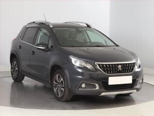 Peugeot 2008 Allure 1.2 PureTech, Automat