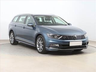 Volkswagen Passat Highline 1.5 TSI, CZ, KLIMA