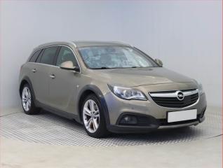 Opel Insignia 2.0 CDTI, 4X4, Navi, Xenony