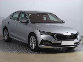 �koda Octavia Style 2.0 TDI, �R,1.maj