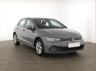Volkswagen Golf Life 1.0 TSI, �R,1.maj