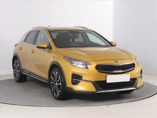 Kia XCeed 1.4 T-GDI, Serv.kniha, K��e