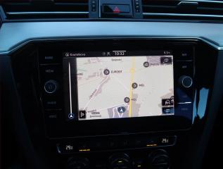 Volkswagen Passat (2019) Elegance 2.0 TDI - náhled 23