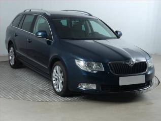 koda Superb 1.6 TDI, Serv.kniha, Navi