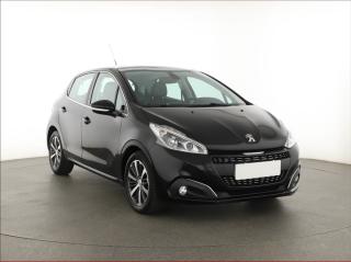 Peugeot 208 Allure 1.2 PureTech, Navi
