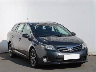 Toyota Avensis 2.0 D-4D, Tempomat