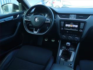 Škoda Octavia (2016) RS 2.0 TSI, ČR 1.majitel - náhled 7