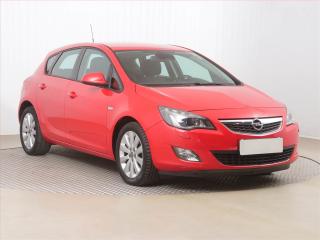 Opel Astra 1.7 CDTI, R,1.maj, Serv.kniha