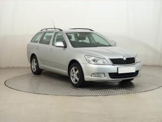koda Octavia Ambiente 1.9 TDI, Tempomat