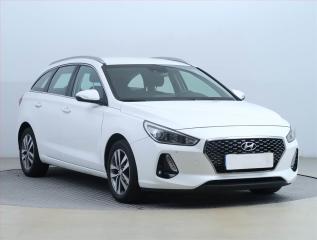 Hyundai i30 Trikolor 1.6 CRDi, R,1.maj
