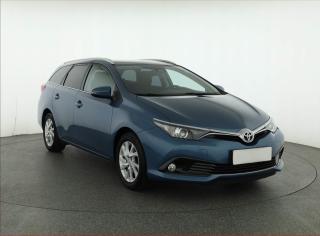 Toyota Auris 1.6 Valvematic, Serv.kniha