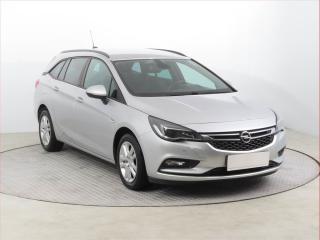 Opel Astra 1.6 CDTI, R,2.maj, Serv.kniha