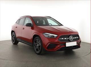 Mercedes-Benz GLA 200 d, AMG, Navigace