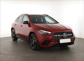 Mercedes-Benz GLA 200 d, AMG, Navigace