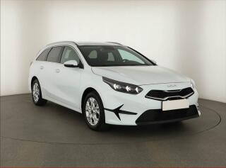 Kia Ceed Top 1.5 T-GDI, �R,1.maj