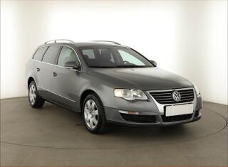 Volkswagen Passat 2.0 TDI, Xenony, Tempomat