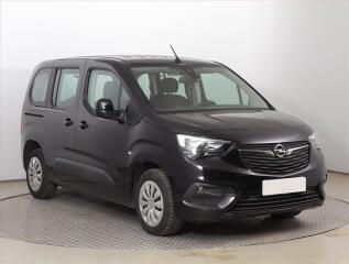 Opel Combo 1.5 CDTI, 5M�st, �R, 1Maj