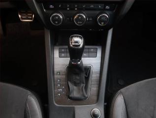 Škoda Octavia (2014) Scout 2.0 TDI, 4X4, Automat - náhled 13