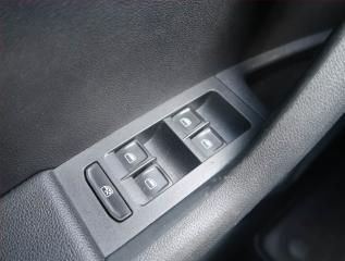 Škoda Octavia (2014) Scout 2.0 TDI, 4X4, Automat - náhled 16