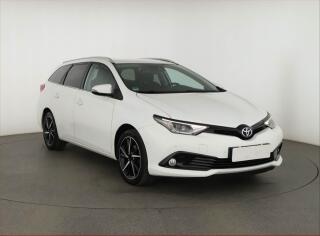 Toyota Auris 1.6 Valvematic, �R,1.maj