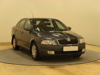 koda Octavia 1.6, rezervace, Tempomat