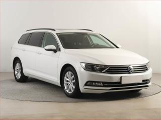 Volkswagen Passat 2.0 TDI, Automat, Navi