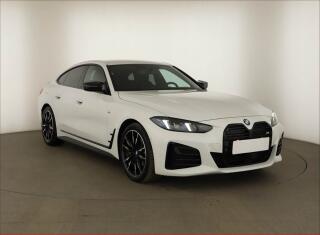 BMW M440i xDrive, Sport Line