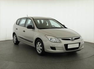 Hyundai i30 1.6 CVVT, Serv.kniha