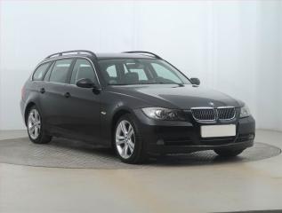 BMW 330 xd, 4X4, Navi, Xenony