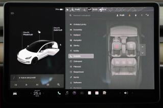 Tesla Model 3 (2021) Performance 82kWh, SoH 81% - náhled 17
