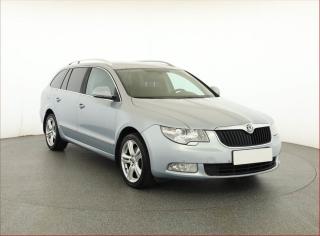 koda Superb 2.0 TDI, Xenony, Tempomat