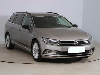 Volkswagen Passat Comfortline 2.0 TDI, Navi
