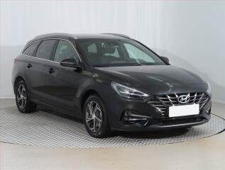 Hyundai i30 Family 1.5 DPI, Serv.kniha