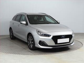Hyundai i30 1.4 T-GDI, Serv.kniha, Navi