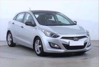 Hyundai i30 1.4 CRDi, Park.�senzory