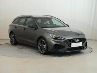 Hyundai i30 1.5 T-GDI MHEV, CZ, zruka