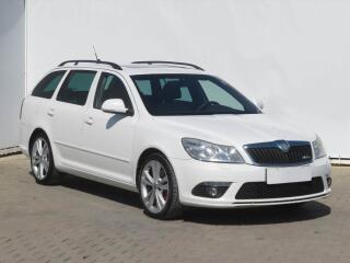 �koda Octavia RS 2.0 TFSI, Serv.kniha, Navi