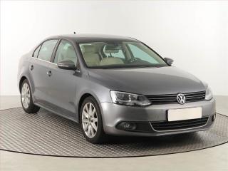 Volkswagen Jetta 1.6 TDI, Automat, Navi