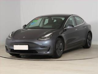Tesla Model 3 (2020) Long Range 4WD 78kWh, SoH 88% - náhled 2