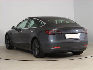 Tesla Model 3 (2020) Long Range 4WD 78kWh, SoH 88% - náhled 4
