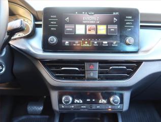 Škoda Kamiq (2021) 1.0 TSI - náhled 12