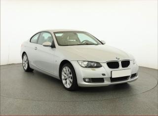 BMW 320 d, Xenony, Tempomat